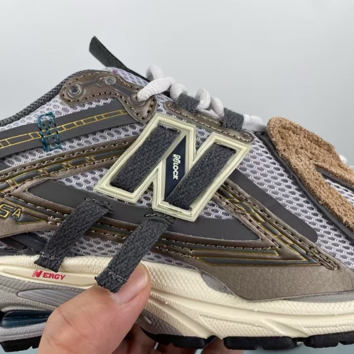 New Balance 1906A Thunder Brown