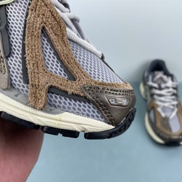 New Balance 1906A Thunder Brown