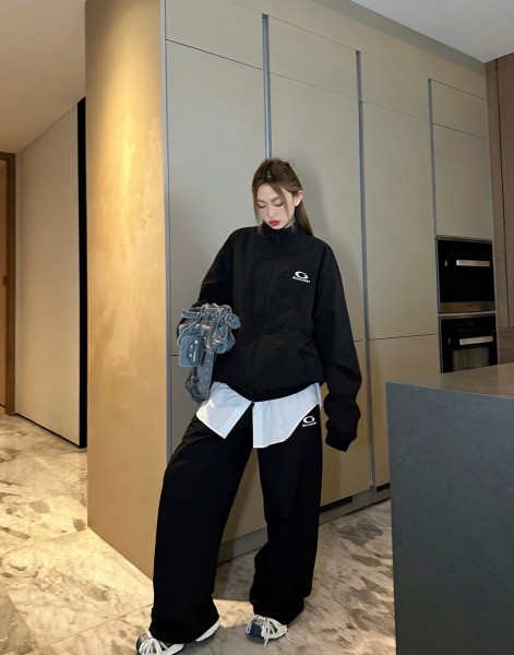 Balenciaga Logo Detailed Trousers