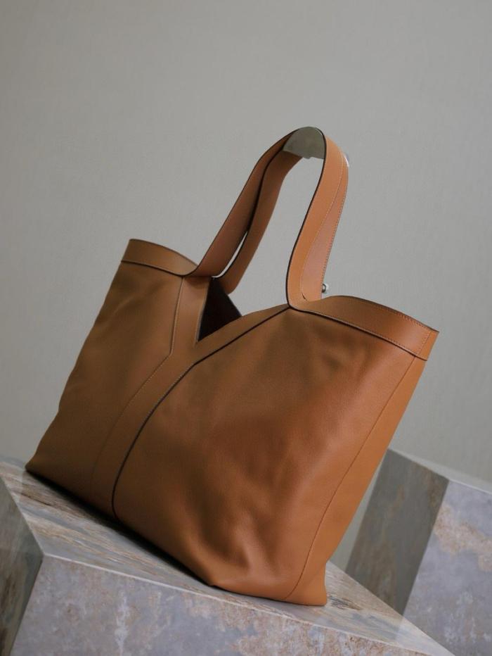 SAINT LAURENT Y Tote In Leather Women's Brown 817602-AAEC3-6359 L37cm W7cm H32cm
