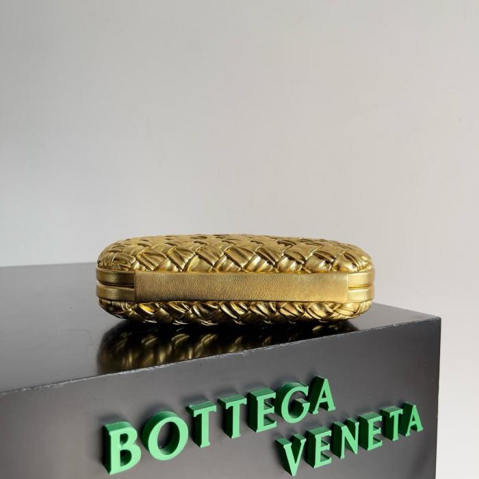 Bottega Veneta Knot Minaudiere Pressed Intreccio Gold 717622V2OG18922 L19cm W5cm H11.5cm