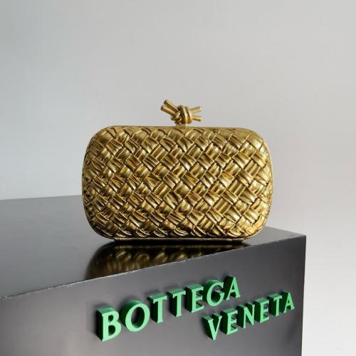 Bottega Veneta Knot Minaudiere Pressed Intreccio Gold 717622V2OG18922 L19cm W5cm H11.5cm