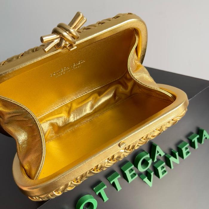 Bottega Veneta Knot Minaudiere Pressed Intreccio Gold 717622V2OG18922 L19cm W5cm H11.5cm