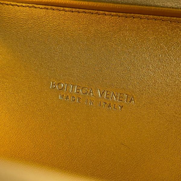 Bottega Veneta Knot Minaudiere Pressed Intreccio Gold 717622V2OG18922 L19cm W5cm H11.5cm