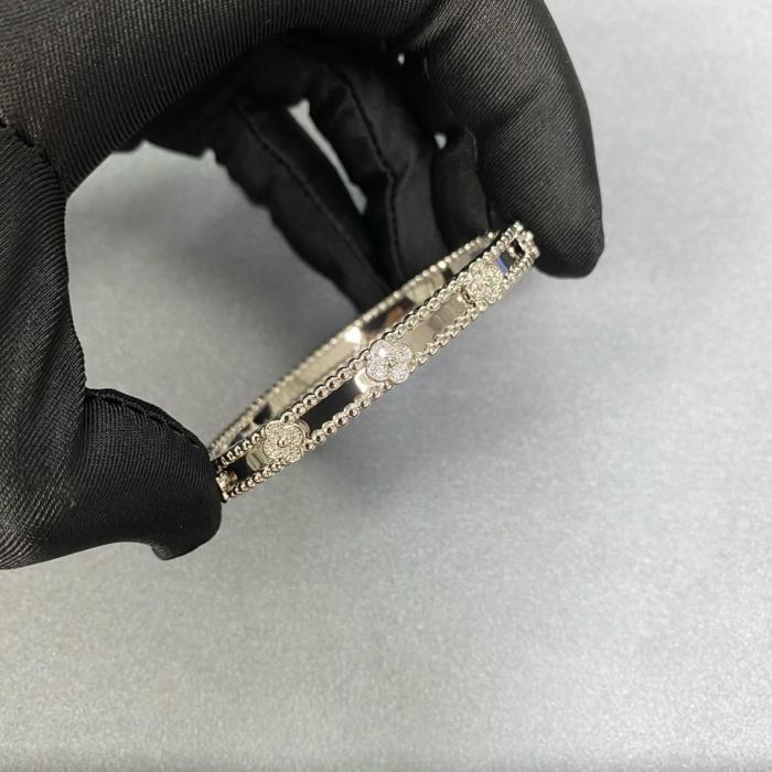 Van Cleef & Arpels Perlee Series 18K Gold Diamond Bangles Unisex White Gold