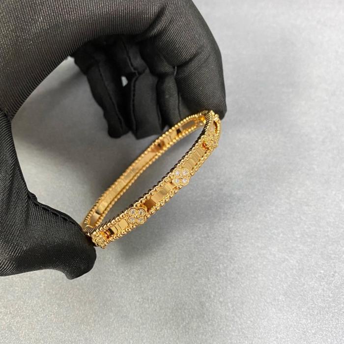 Van Cleef & Arpels diamond bracelet