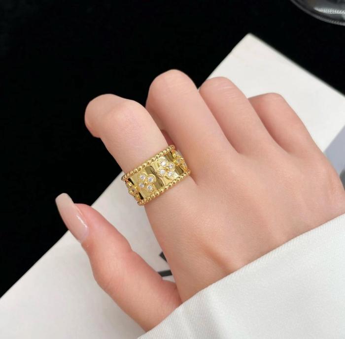 Van Cleef & Arpels Perlee Series 18K Gold Diamond Rings Unisex Gold