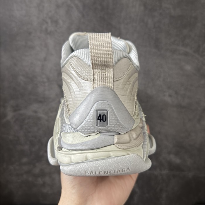 Balenciaga Triple S .2 Low top Chunky Sneakers Egg Shell Yellow