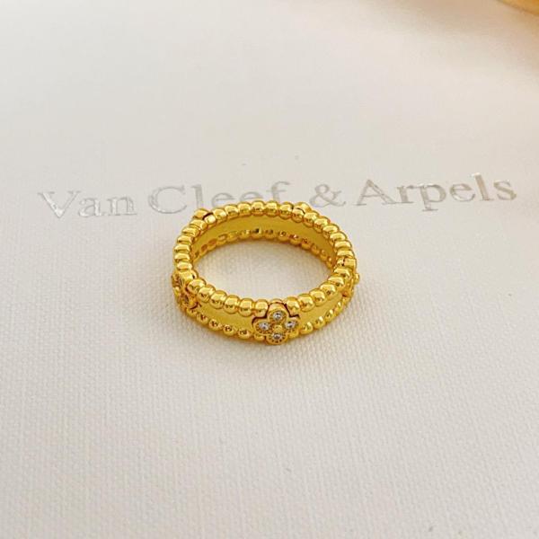 Van Cleef & Arpels Perlee Series 18K Gold Diamond Rings Unisex Gold