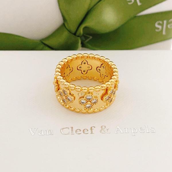 Van Cleef & Arpels Perlee Series 18K Gold Diamond Rings Unisex Gold