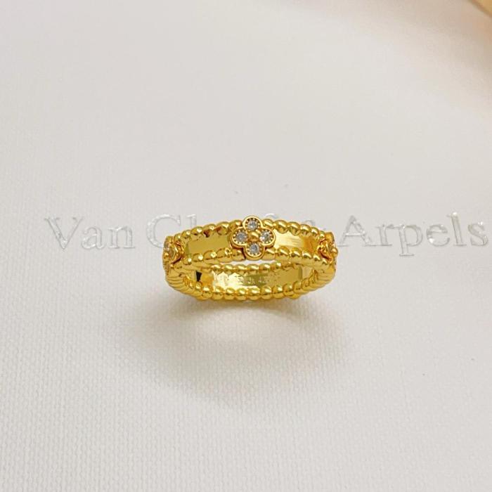 Van Cleef & Arpels Perlee Series 18K Gold Diamond Rings Unisex Gold