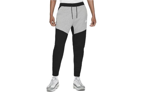 Nike Sportswear Tech Fleece Joggers Black/Dark Grey Heather/White