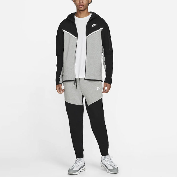 Nike Sportswear Tech Fleece Joggers Black/Dark Grey Heather/White