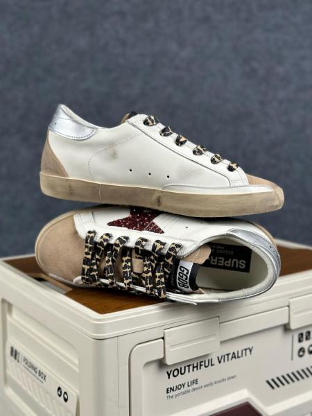 Golden Goose Super-Star Low-top Sneakers