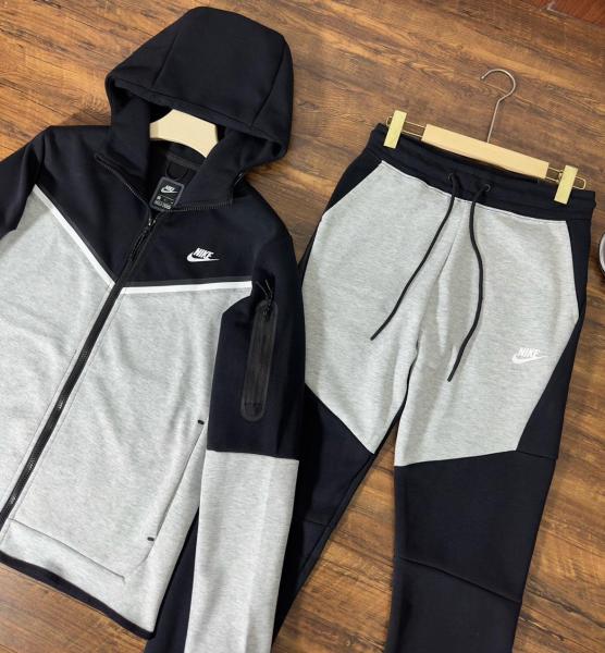 Nike Sportswear Tech Fleece Full Zip Hoodie