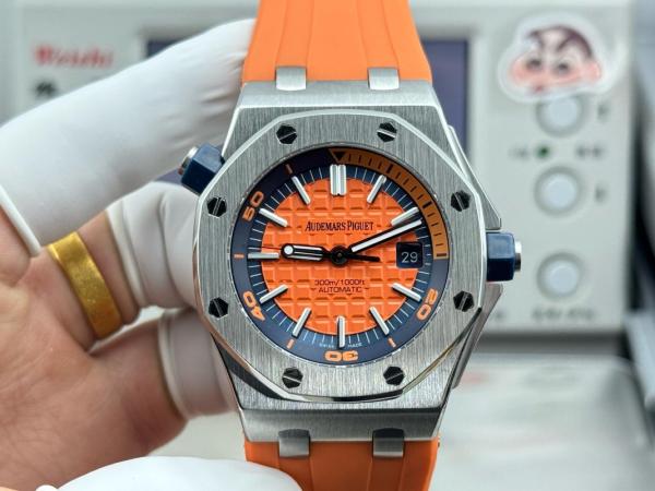 AUDEMARS PIGUET Men's Royal Oak Offshore Collection Watch Case Diameter/Size 42mm