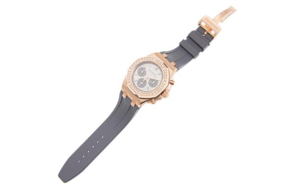 Audemars Piguet 2023 Royal Oak Offshore diamond bezel 37mm watch