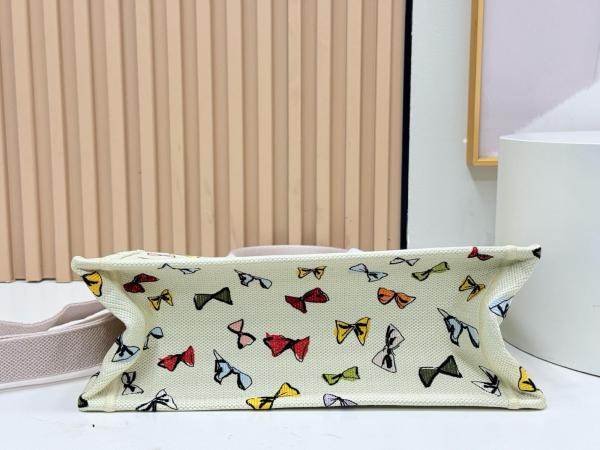 DIOR Dioriviera Cotton Tote Handbag Medium Women's Milk White Multicolor M1354OETR-M941 L36 W16.5 H27.5 cm