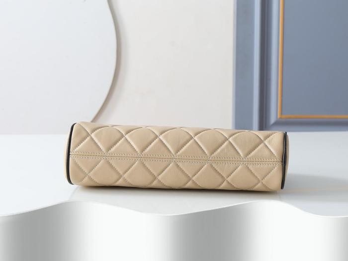 CHANEL Lambskin & Gold Metal Handbag Women's Beige & Black AP5254-B24014-U9424 L21*W4.8*H9.5cm