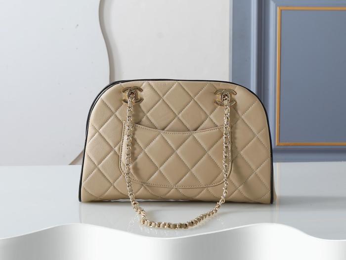 CHANEL Lambskin & Gold Metal Handbag Women's Beige & Black AP5254-B24014-U9424 L21*W4.8*H9.5cm