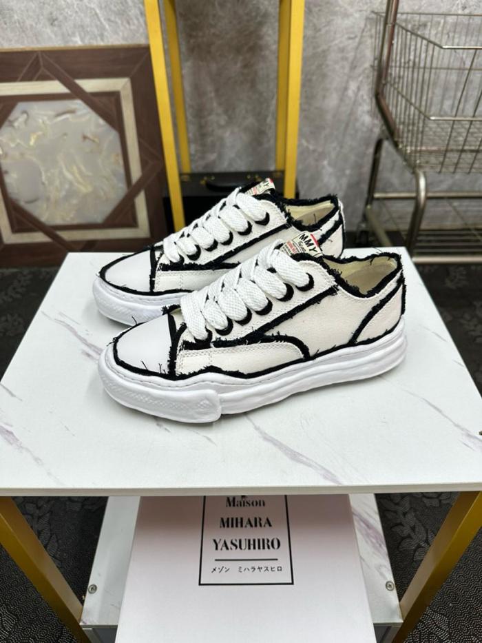 MIHARA YASUHIRO Peterson OG Sole Low Beige