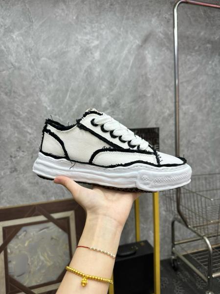 MIHARA YASUHIRO Peterson OG Sole Low Beige