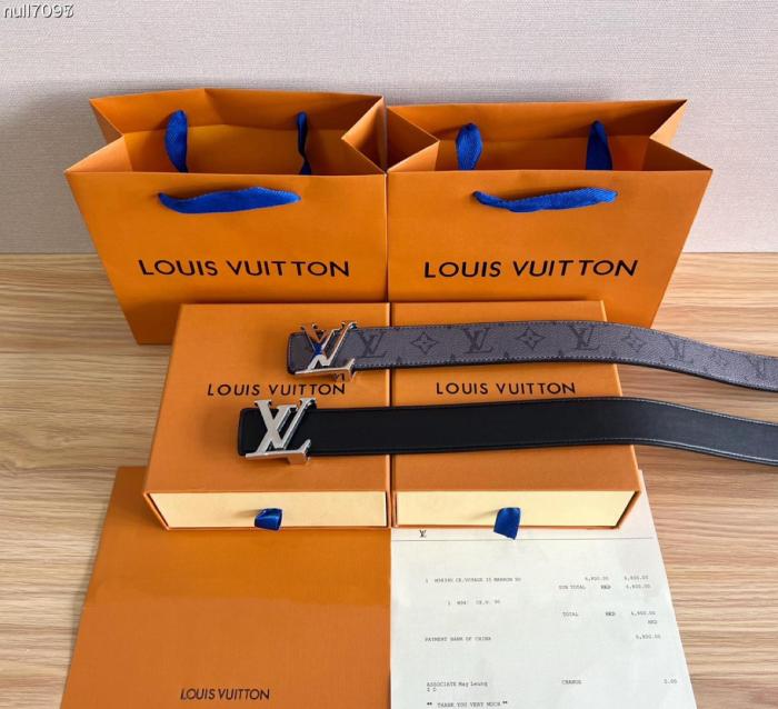 LOUIS VUITTON Initiales belt Width 4.0cm