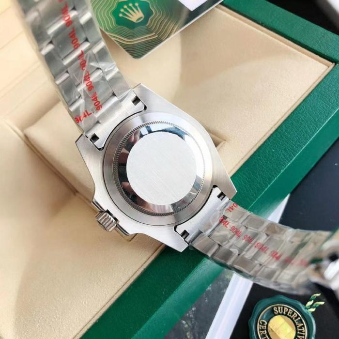ROLEX【Pre-Owned】2011 pre-owned Submariner 40mm