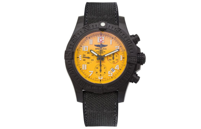 Breitling Avenger Hurricane 45 Breitlight XB0180E4/I534