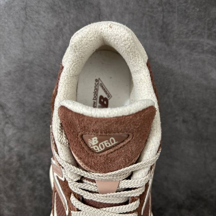 New Balance 9060 Rich Oak