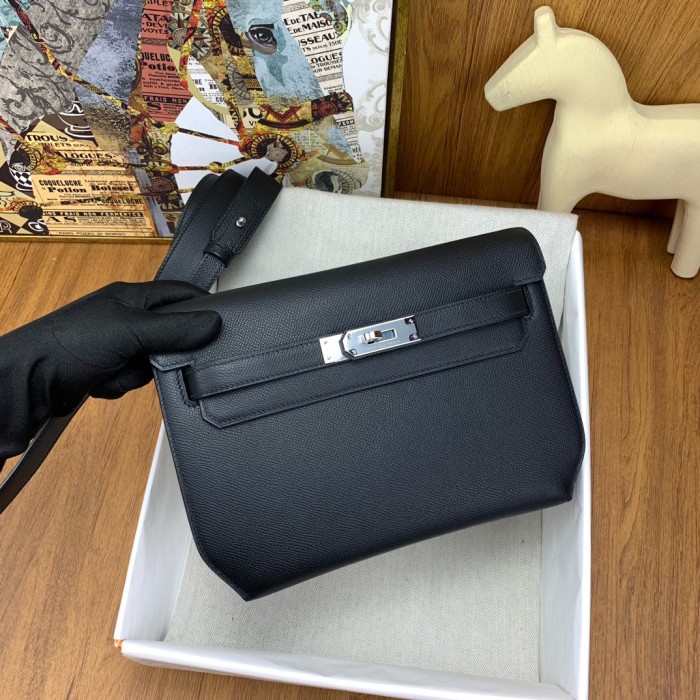 HERMES Kelly Depeches Evergrain Cow Leather Clutch Men's Noir Black H078399CK89 L25.2cm W4cm H19.5cm