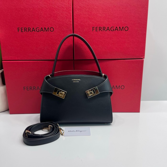 FERRAGAMO Hug Cow Leather Handbag Mini Women's Black 21A711-795207 25*10.5*17.5 cm