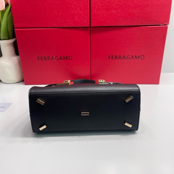 FERRAGAMO Hug Cow Leather Handbag Mini Women's Black 21A711-795207 25*10.5*17.5 cm