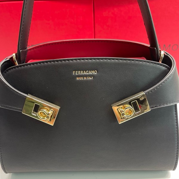 FERRAGAMO Hug Cow Leather Handbag Mini Women's Black 21A711-795207 25*10.5*17.5 cm