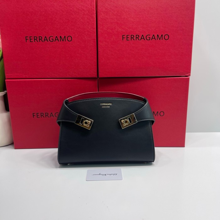 FERRAGAMO Hug Cow Leather Handbag Mini Women's Black 21A711-795207 25*10.5*17.5 cm