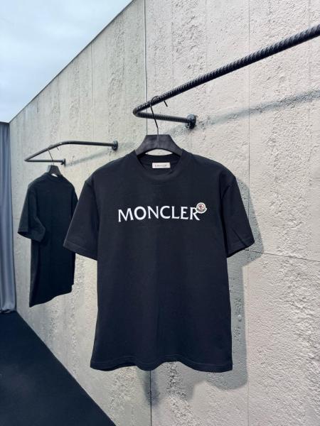 Moncler Logo Embroidered Crewneck T-Shirt