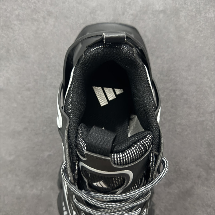 adidas XLG Runner Deluxe Black
