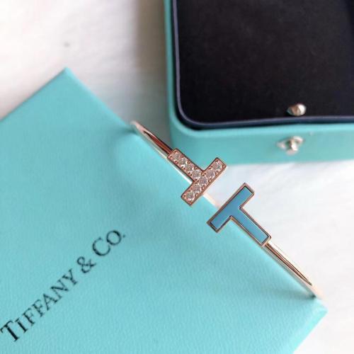 TIFFANY & CO. Pre Owned 10s 18K White Gold Diamond T wire Bracelet