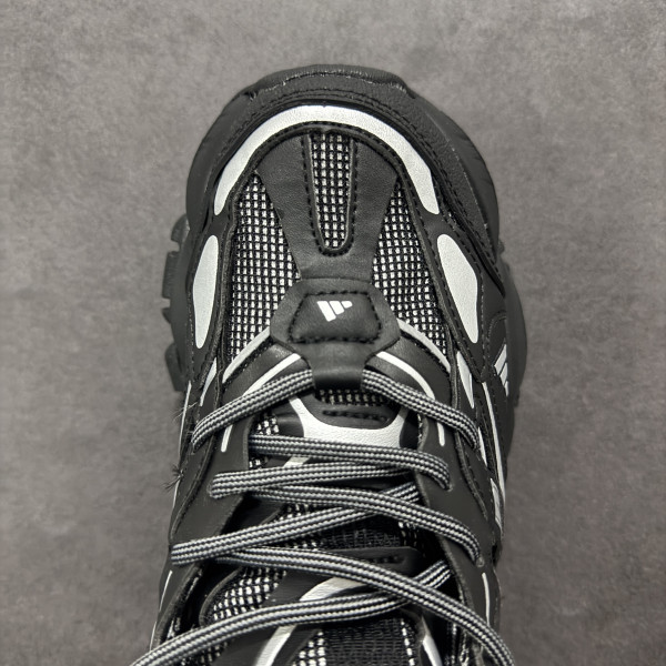 adidas XLG Runner Deluxe Black