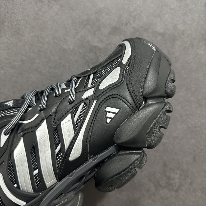 adidas XLG Runner Deluxe Black