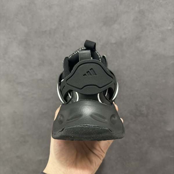 adidas XLG Runner Deluxe Black