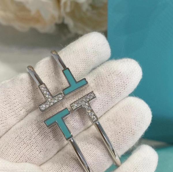 TIFFANY & CO. Pre Owned 10s 18K White Gold Diamond T wire Bracelet