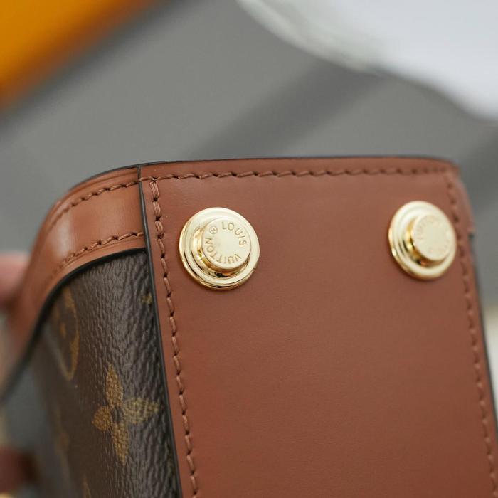 LOUIS VUITTON Dauphine Capitale Monogram And Monogram Reverse M46751 L*W*H: 17.5*91.75 cm