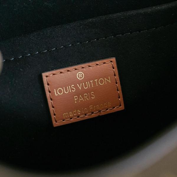 LOUIS VUITTON Dauphine Capitale Monogram And Monogram Reverse M46751 L*W*H: 17.5*91.75 cm