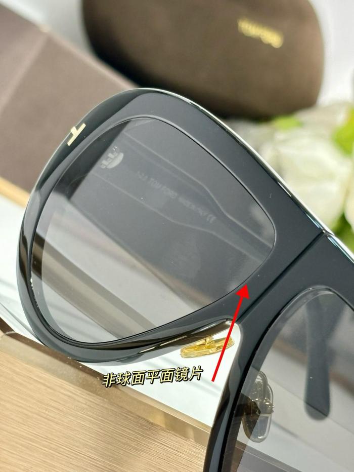 Tom Ford pilot-frame sunglasses