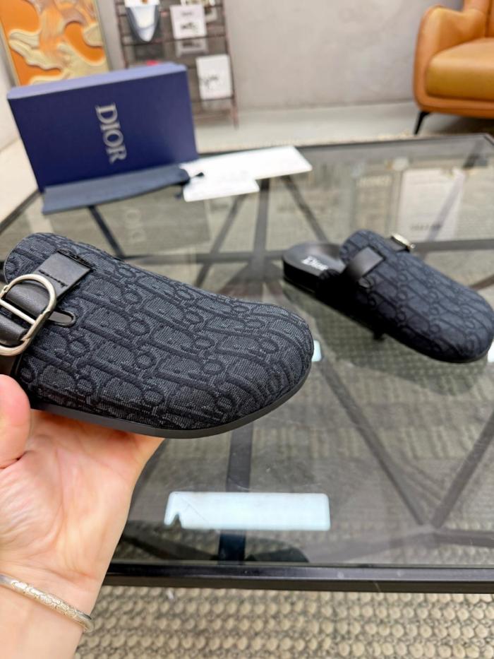 DIOR Aqua Closed Toe Slippers Men's