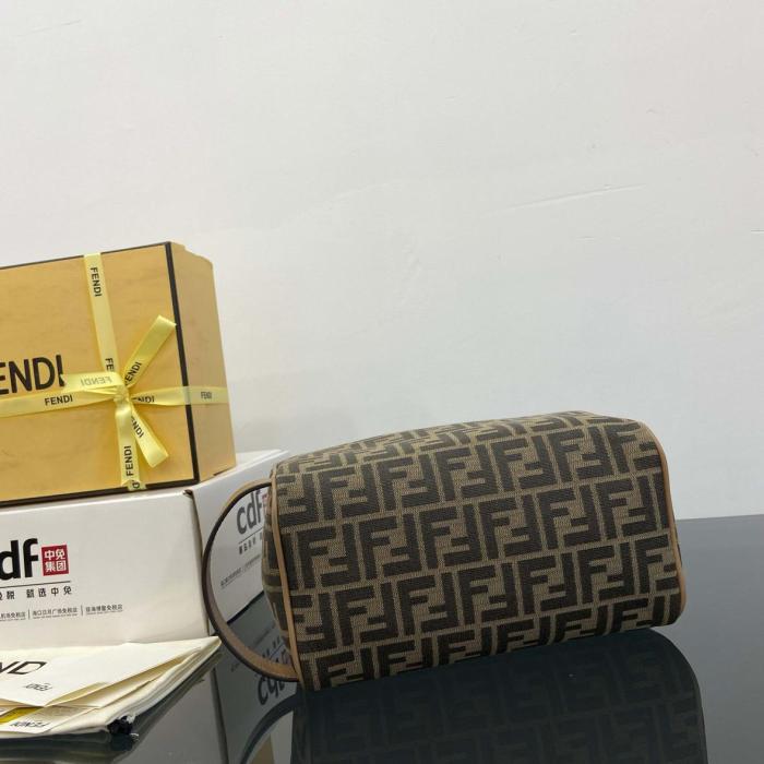 FENDI Polyester Makeup Bag Regular Men's Brown 7N0141-ALWK-F1HRM L27.5cm W13cm H16cm