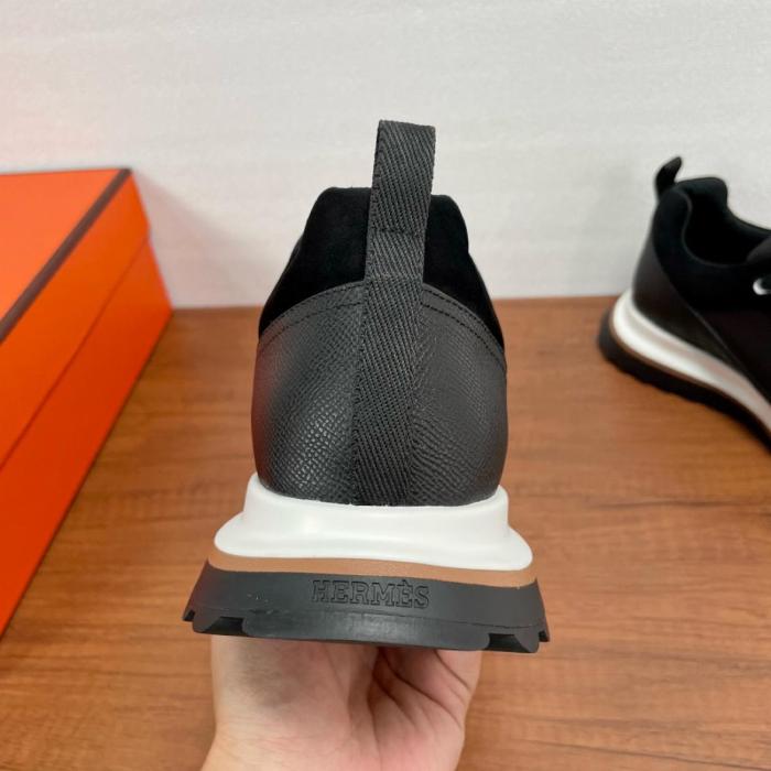HERMES Leader Low top Casual Shoes Men's Black