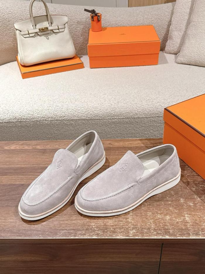 HERMES Low Calfskin Casual Leather Shoes Men's Beige