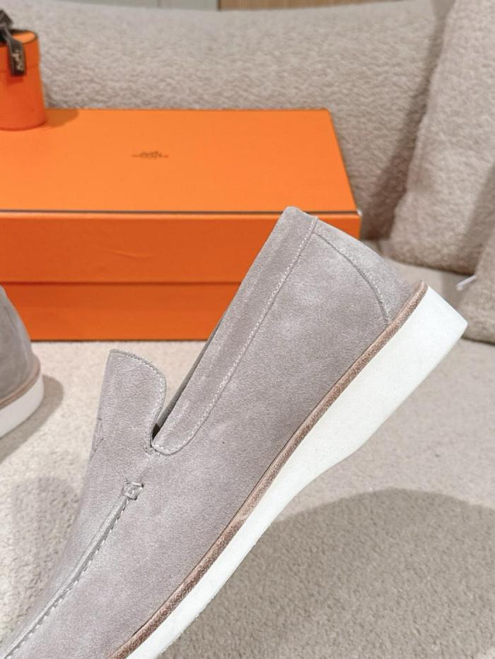 HERMES Low Calfskin Casual Leather Shoes Men's Beige